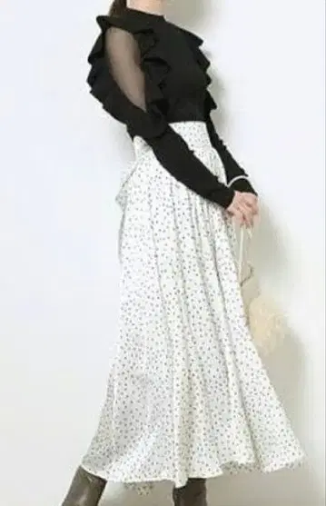 SNIDEL 도킹 원피스