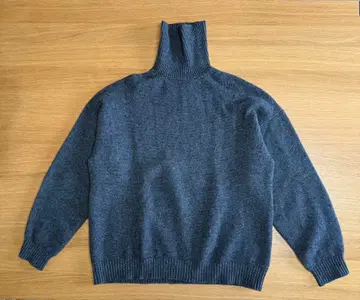 ARTS & SCIENCE 터틀넥 캐시미어 니트