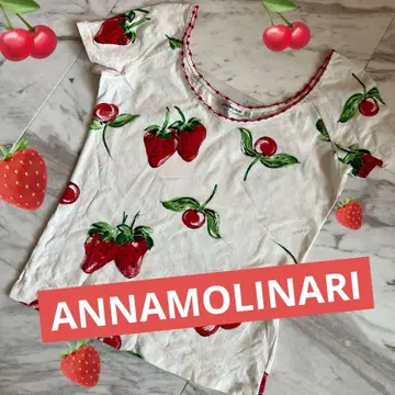 안나 몰리나리 딸기 체리 패턴 티셔츠