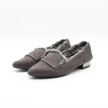 16 세븐투엘브서티 스터드 퍼 슬립온 (22.5cm) 컨디션 최상