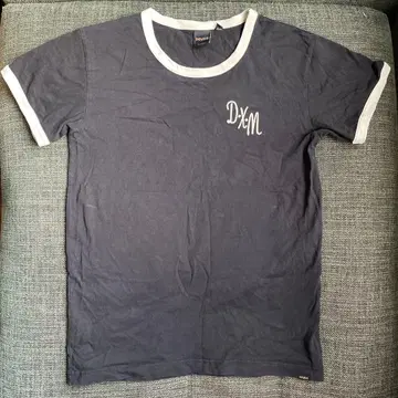 DEUS 다크 그레이 T셔츠 사이즈 10