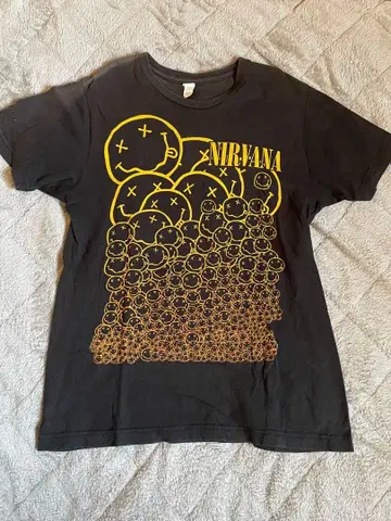 NIRVANA 그래픽 T셔츠 블랙