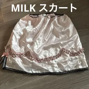 MILK 프릴 새틴 미니 스커트
