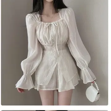 왕홍 프릴 쉬폰 블라우스 셋업