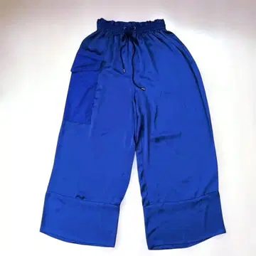 BLATINGHEART 발색이 예쁜 블루 와이드 팬츠