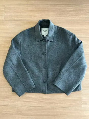 미사용 새상품 COS 울 숏코트