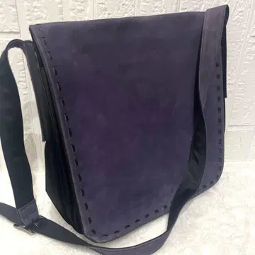 [레어] MK MICHELKLEIN 스웨이드 숄더백 보라색