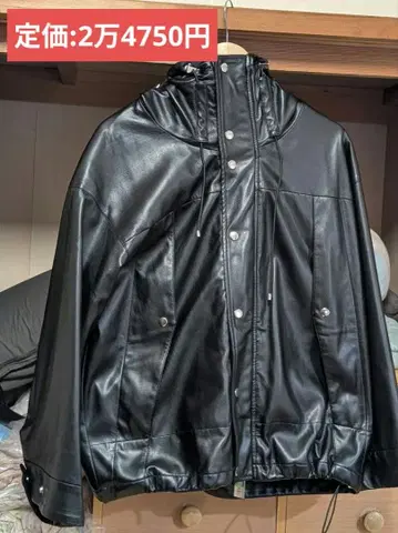 [ XS 사이즈 ] ADRER 신세틱 가죽 마운틴 후드티