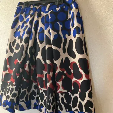 프라이드 PRIDE 무릎 기장 스커트 38