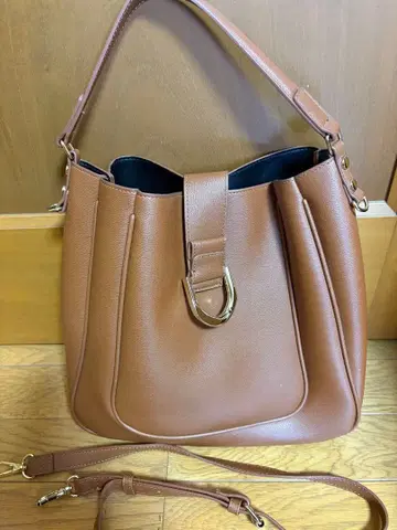 SHIPS 브라운 숄더백