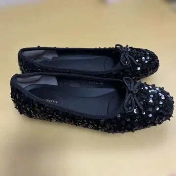 스팽글 블랙 플랫슈즈