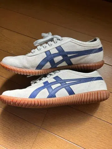 오니츠카타이거/화이트/네이비/23