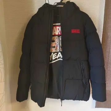 MARVEL 80주년 기념 후드 부착 다운 자켓