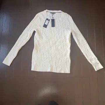 새상품 TOMMY HILFIGER 화이트 케이블 니트 긴팔 스웨터 L