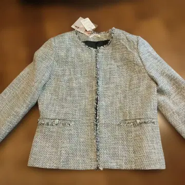 그레이 계열 노카라 자켓 트위드