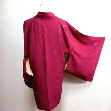 와인 컬러 자수 실크 당김 훈육 포함