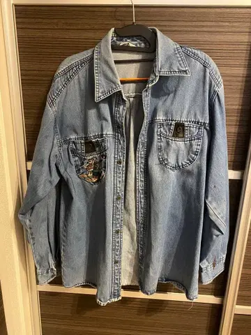 데님 셔츠 라이트 블루 포켓 포함