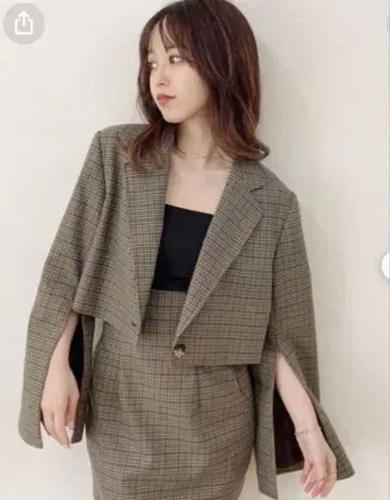 dazzlin 체크 무늬 테일러드 자켓 숏 기장