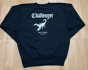 챌린저 스콜피온 맨투맨