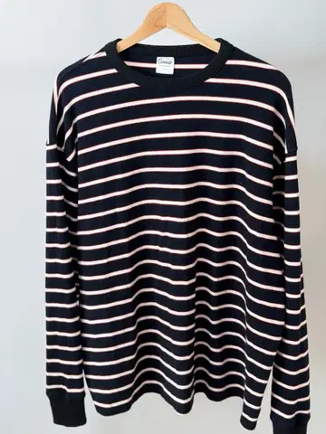 Connett 블랙/화이트 레드 보더 롱 T WED STORE