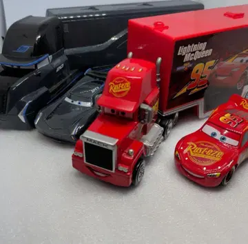 카즈 토미카 맥 게일 + 맥퀸 잭슨 스톰