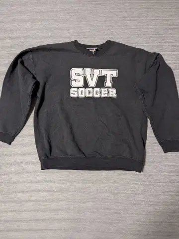 Hanes 90s 블랙 맨투맨 SVT SOCCER