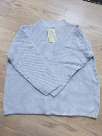 MUJI 모크넥 스웨터 M 사이즈