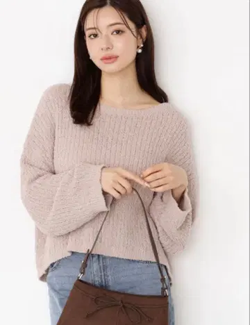 새상품 프로포션 [마츠카와 호시님 착용] 필름 몰 단문 니트