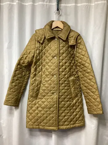 최종 가격 인하 트래디셔널 웨더웨어 퀼팅 코트