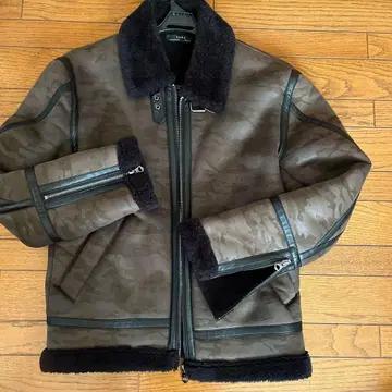 가격 인하 ZARA 카모플라쥬 자켓 속기모 울트라 웜