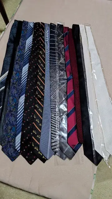 넥타이 세트 14개 다양한 디자인