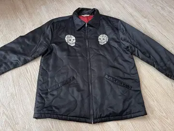 BLACK 스컬 자수 라디얼 자켓