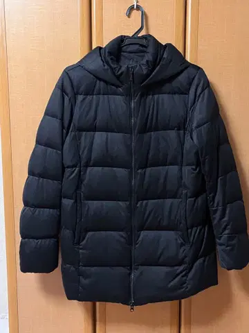 빅 사이즈 유니클로 후드 부착 블랙 다운 자켓