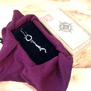 기간 한정 가격 인하 TAUJAN 타우잔 귀걸이(한쪽)