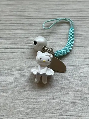 헬로키티 USJ 마릴린 몬로 스트랩