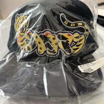 KMA 근육맨 한신 타이거즈 콜라보 야구 모자