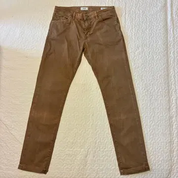 PTO5 베이지 치노 팬츠