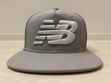 뉴발란스 그레이 야구 모자