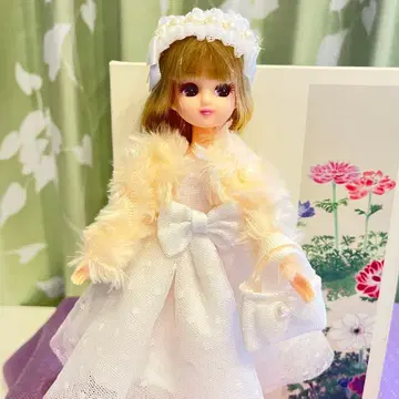 리카짱 화이트와 파티 드레스