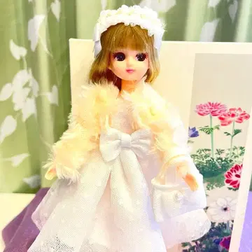 리카짱 화이트와 파티 드레스