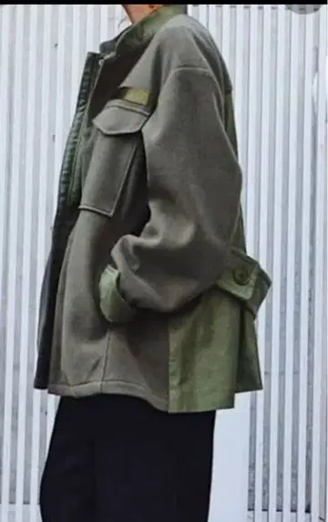 Johnbull 플리스 이소재 밀리터리 자켓