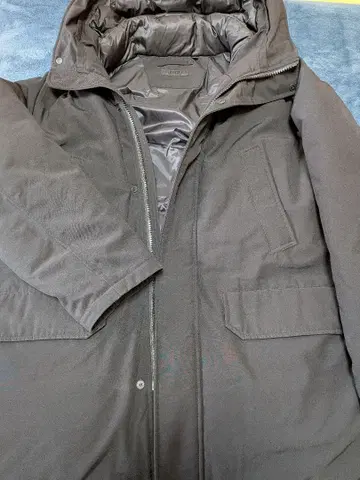 유니클로 하이브리드 다운 코트 XXL