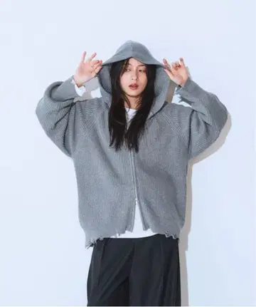 지나시스 그레이 후드 부착 니트