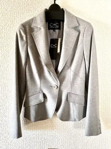 새상품 쿠 드 샹스 그레이 자켓 울 100% 36 사이즈 택 포함