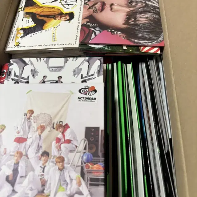 엔시티 개봉앨범 대량 판매