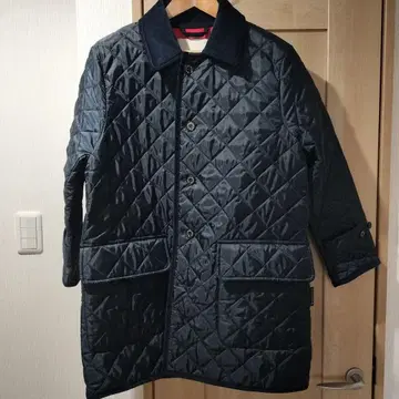 새상품 매킨토시 퀼팅 코트 사이즈 36