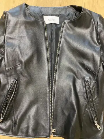 STUDIOUS 블랙 가죽 자켓