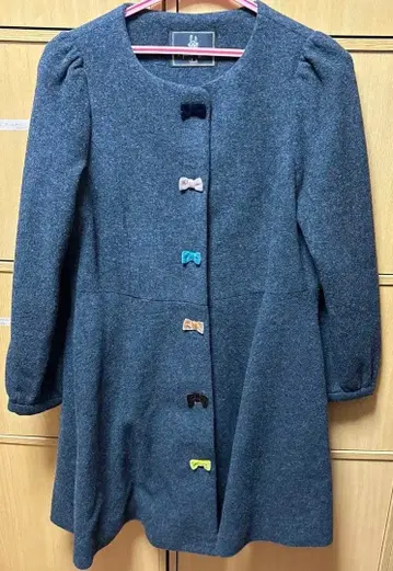 franche lippee 그레이 컬러풀 리본 코트 M 사이즈