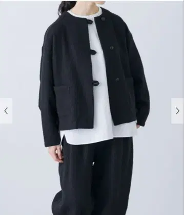 택 포함 새상품 카구레 울 크루넥 자켓 어반 리서치 도어스