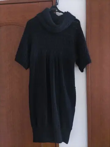 블랙 니트 원피스 반팔 하이넥